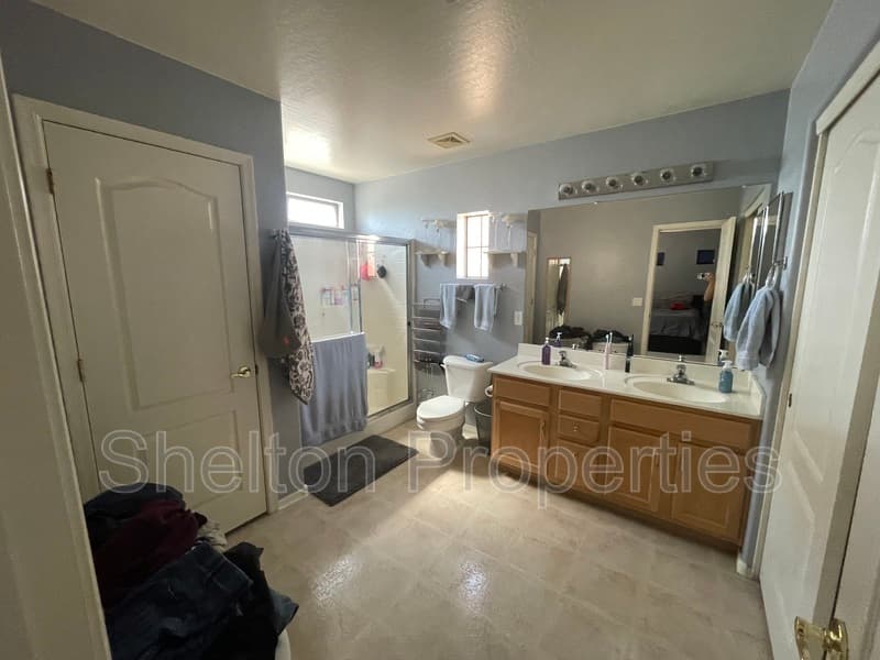 Phoenix House: 22052 N 30th Ln
