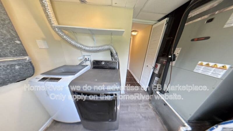 Upper Marlboro House: 308 Pemberton St