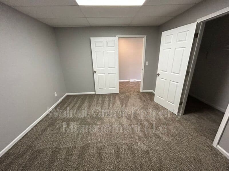 Lorain Condo: 806 East Erie