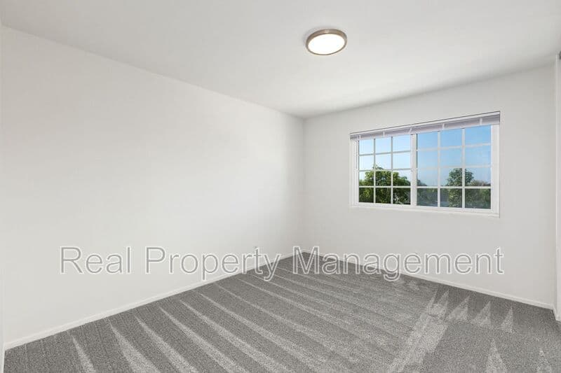 Carlsbad House: 3250 Westwood Drive
