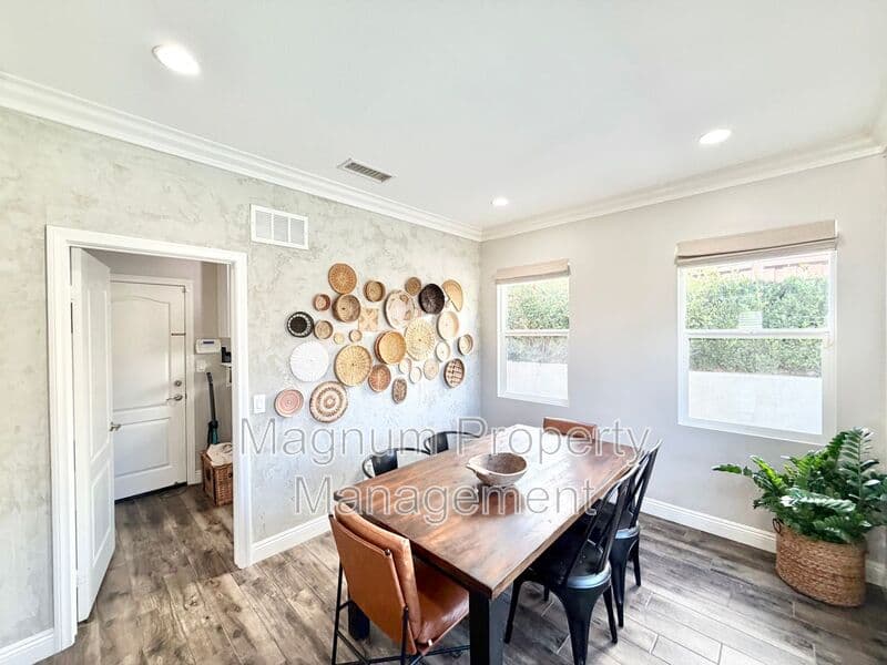 Murrieta House: 23557 Wickham Ln