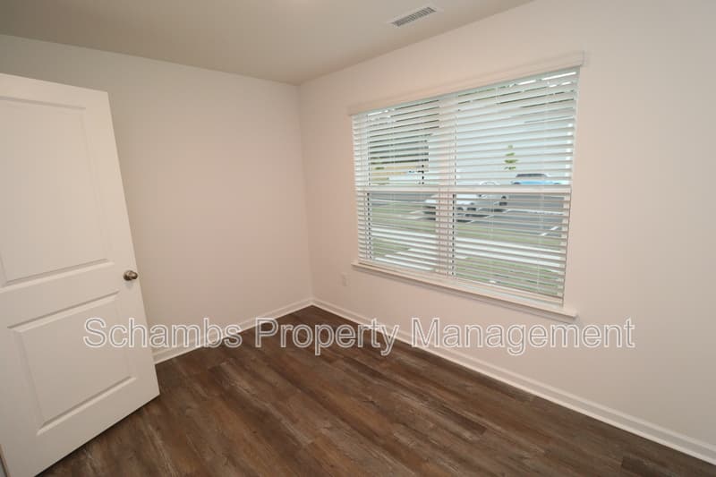 Raleigh Townhome: 5810 Brambleberry Way