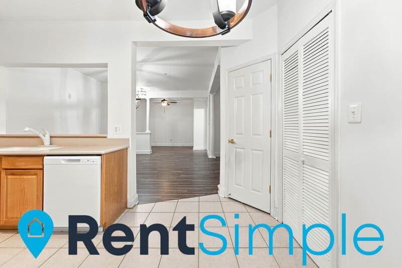 Gainesville Condo: 13890 Chelmsford Drive