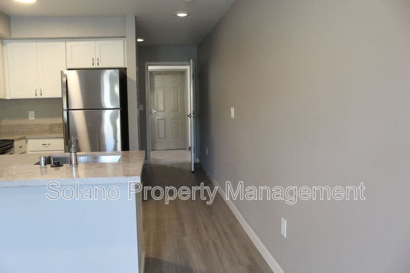 Vallejo Condo: 2401 Broadway St.