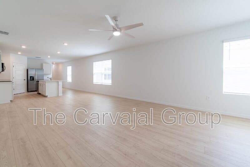 Davenport House: 4812 Rolling Lake Lane