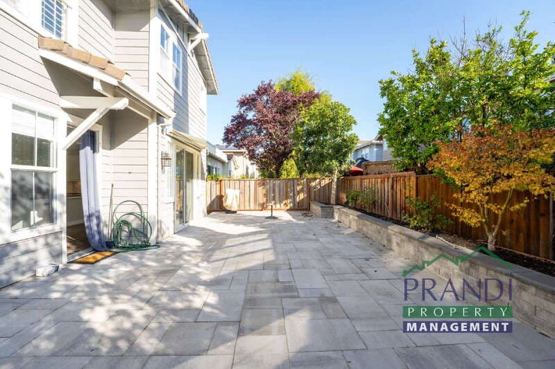 Novato House: 22 Richardson Rd