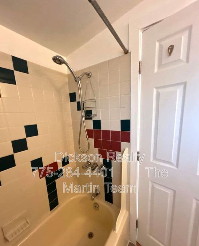 Reno House: 1155 Washington Street