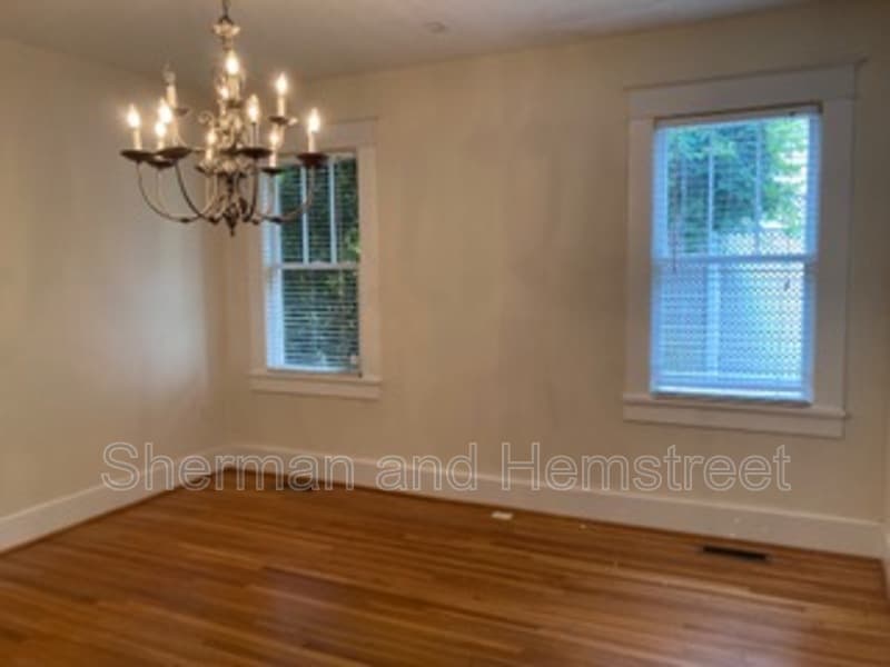Augusta House: 2809 Lombardy Court