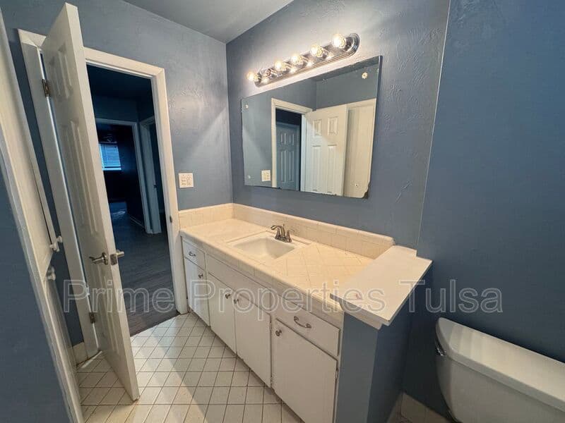Tulsa House: 1525 S. 122nd E. Ave.