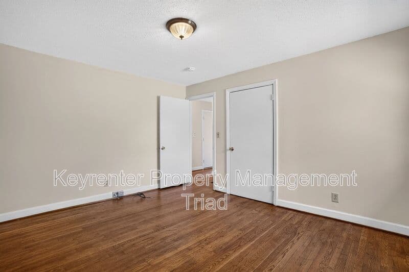 Winston Salem House: 1416 Clark Ave
