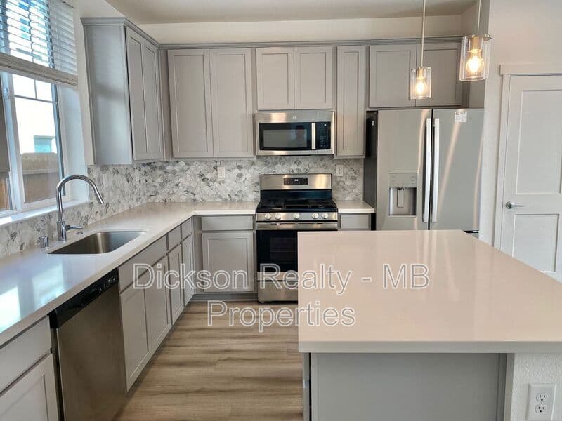 Reno House: 418 Prosecco Way