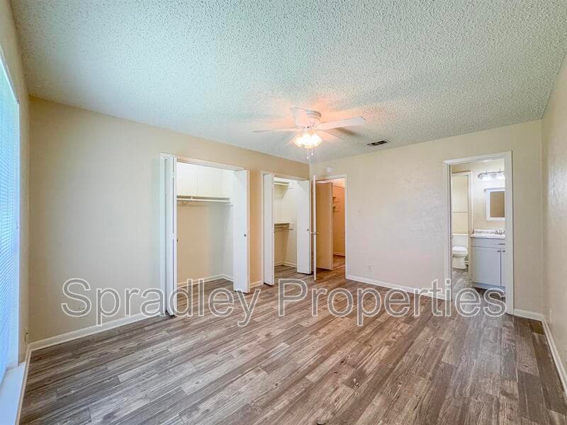 Temple Condo: 4404A Briar Clif Rd