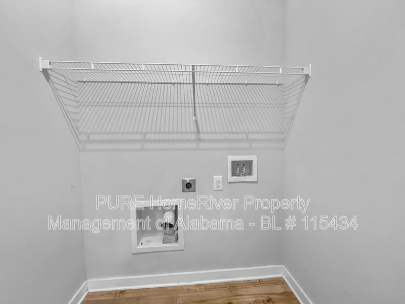 Meridianville House: 221 John Harold Dr