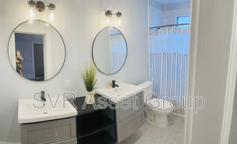 jacksonville House: 1758 Greenwood Ave