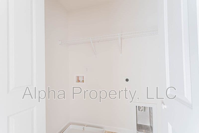 Greer Townhome: 34 Moorlyn Ln