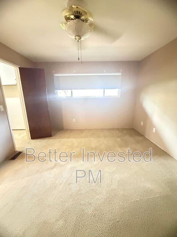 Ukiah House: 611 Tokay Ave