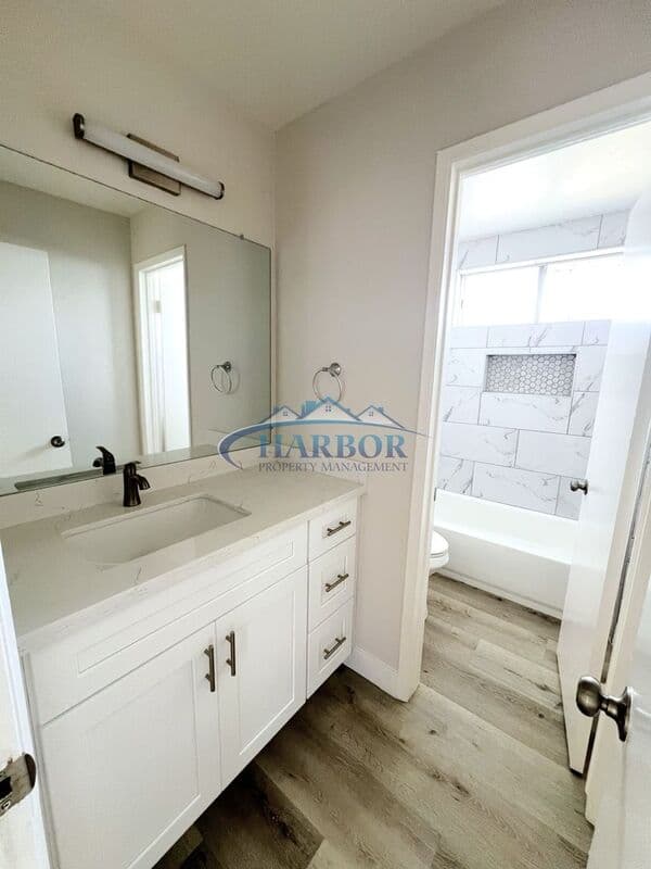 San Pedro House: 2315 S. Grand Avenue