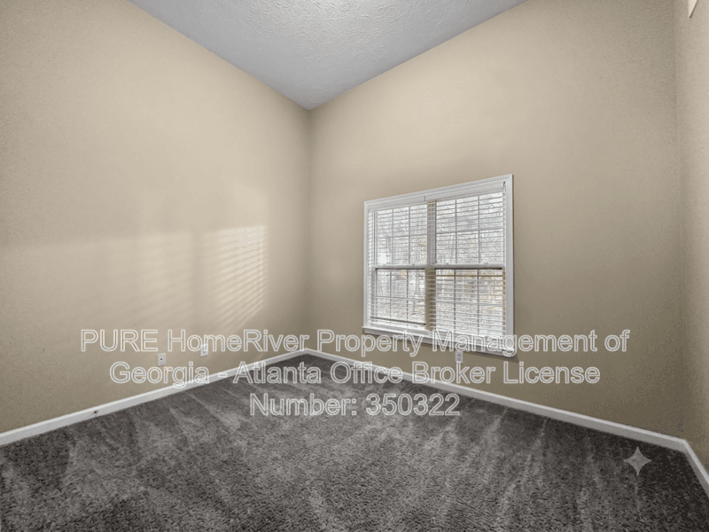 Fayetteville House: 130 Hibiscus Trl