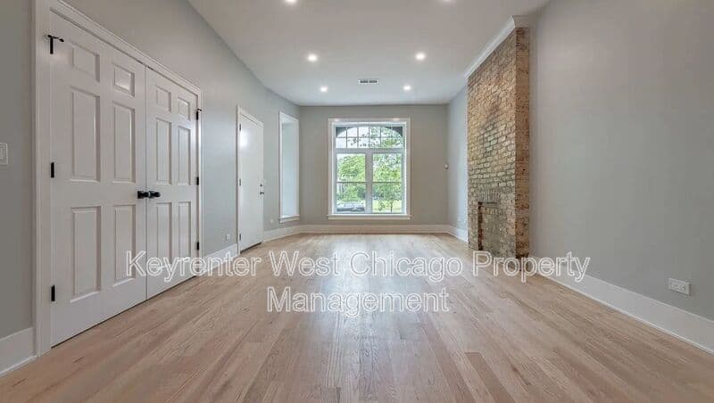 Chicago House: 3246 W. Fulton Blvd