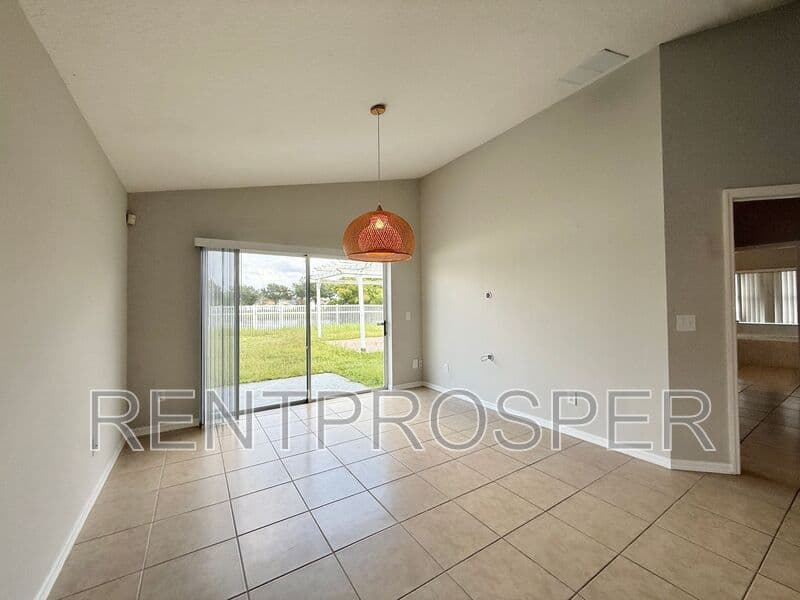 Kissimmee House: 4059 Sunny Day Way