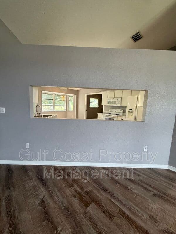 Rotonda West House: 58 Sportsman Lane