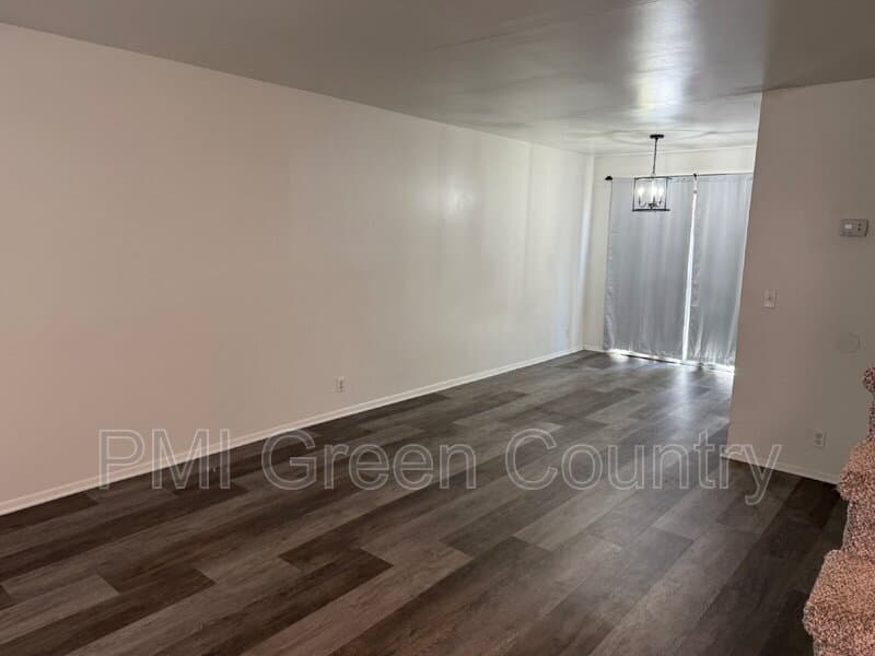 Tulsa Townhome: 4704 S Darlington Ave