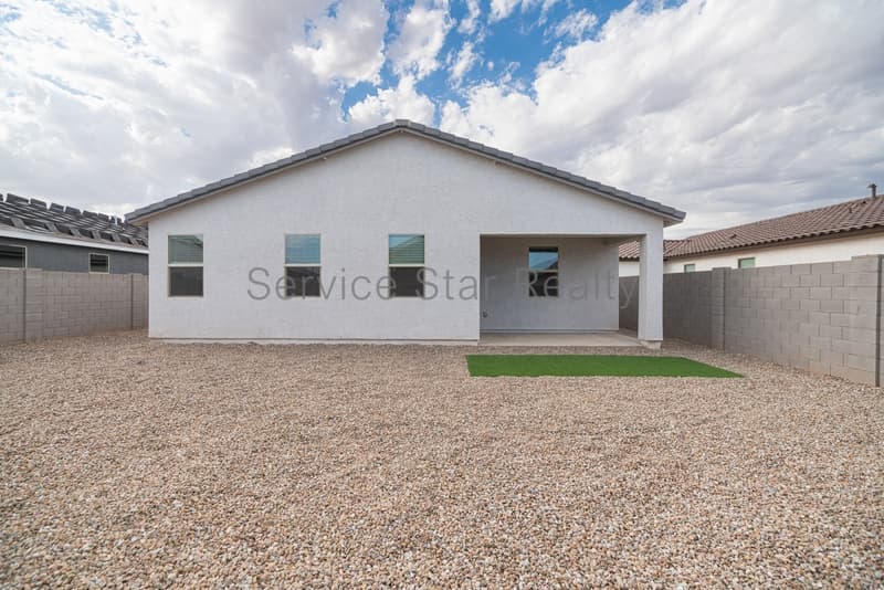 Maricopa House: 46888 W Cansados Rd