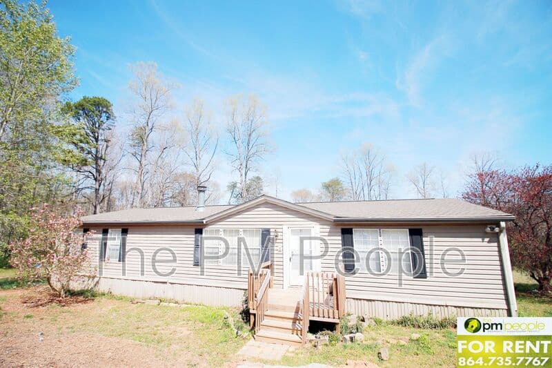 Easley House: 920 Prince Perry Rd.