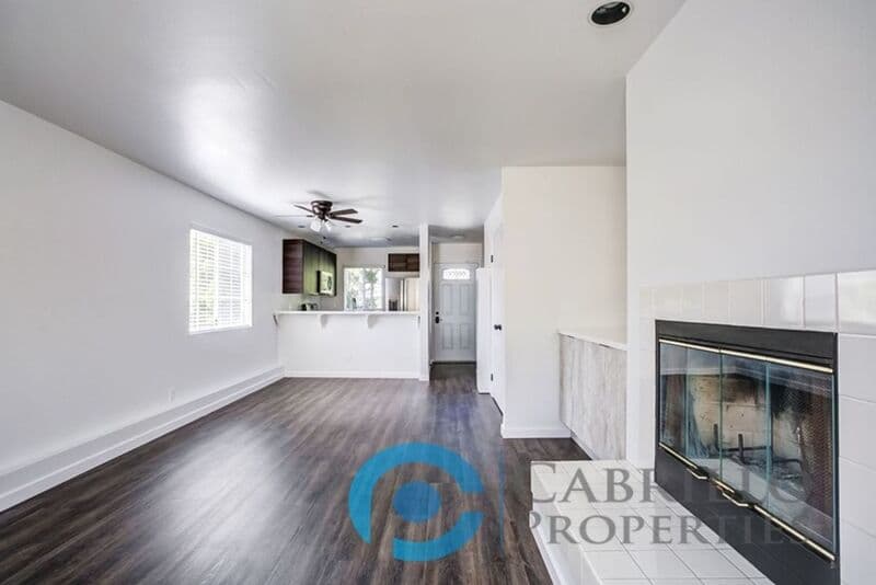 San Diego Townhome: 3680 Alabama Street