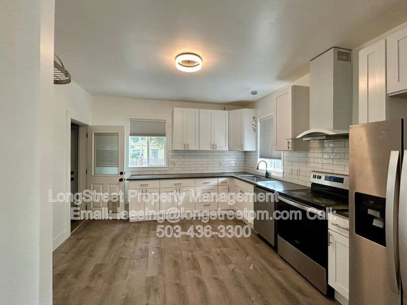 Portland House: 3520 SE 7th Ave