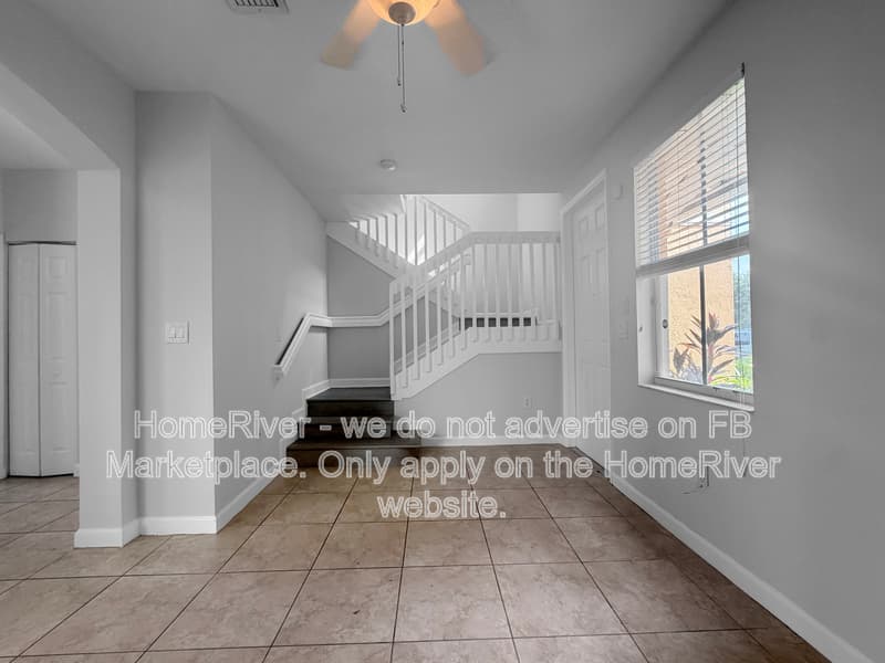 Homestead Townhome: 230 SE 29th Ave