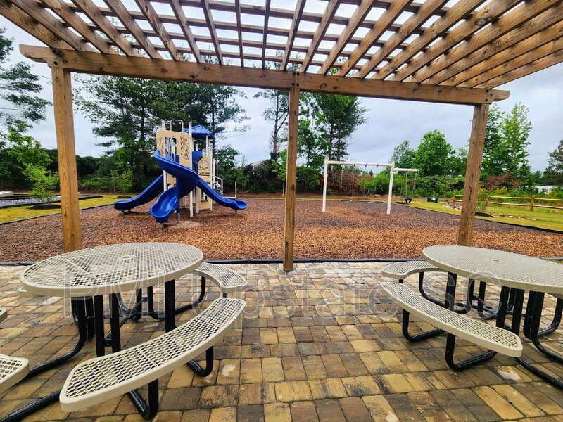 Greer Townhome: 753 Embark Cir