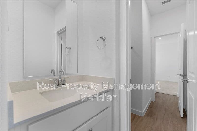 Saginaw House: 3001 Brainerd Dr