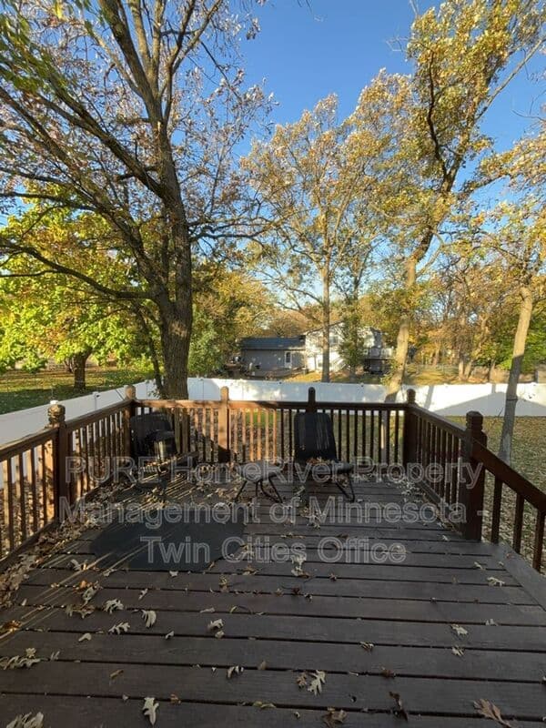 Coon Rapids House: 12394 Magnolia Cir Nw