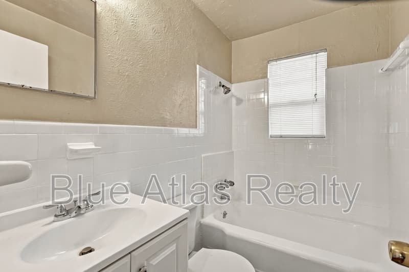 Irving Condo: 1212 Riverview Drive - D