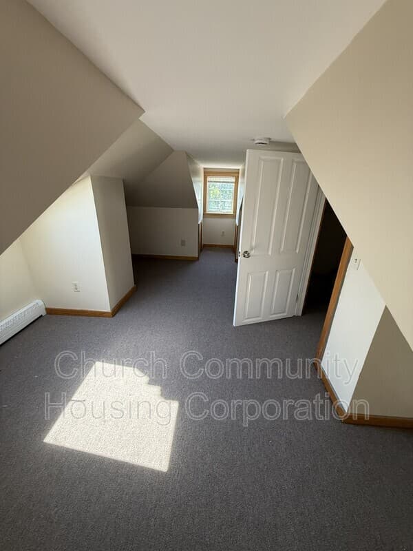 Jamestown Condo: 171 Conanicus Ave