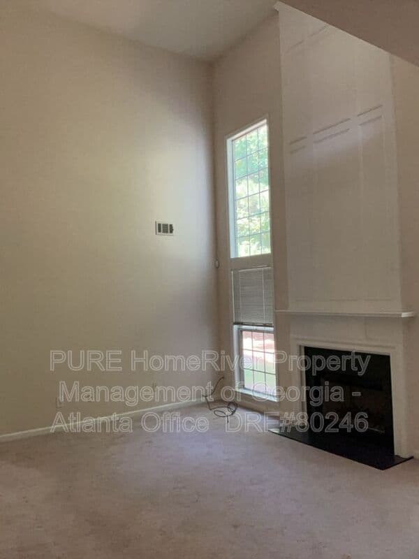Kennesaw House: 1624 Hemburg Trce NW