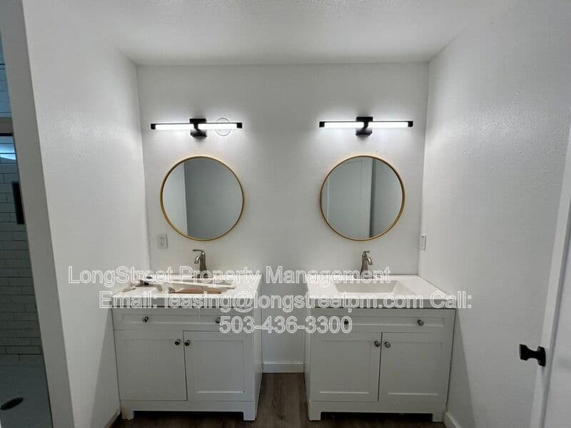 Portland House: 3520 SE 7th Ave