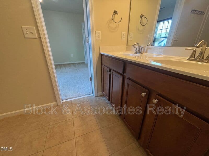 Wake Forest House: 1429 Kirkwood Hill Way