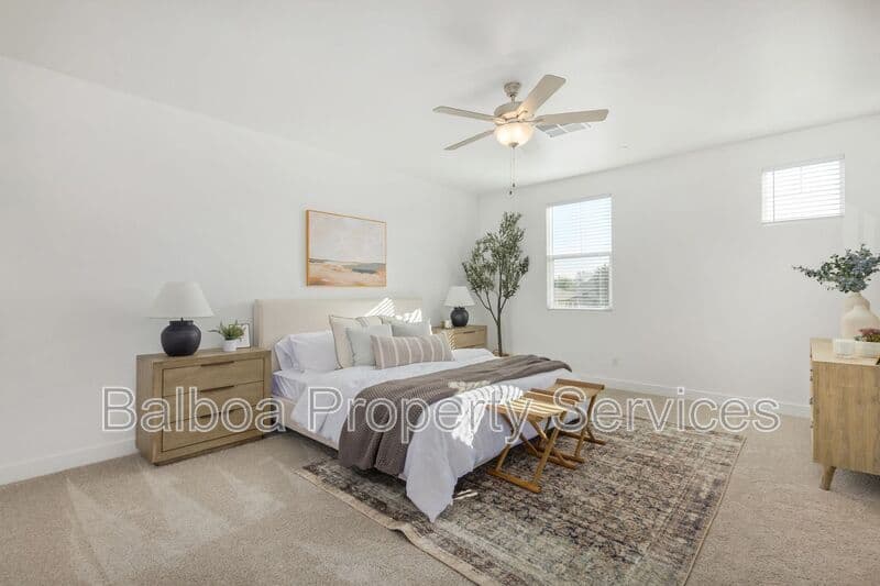 Mesa Townhome: 3230 E Thomas Rd