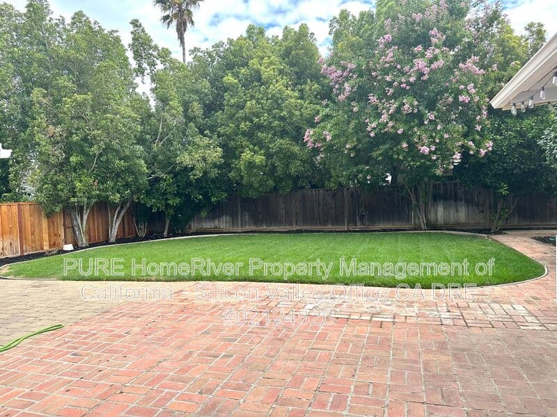 Monte Sereno House: 17291 Zena Ave