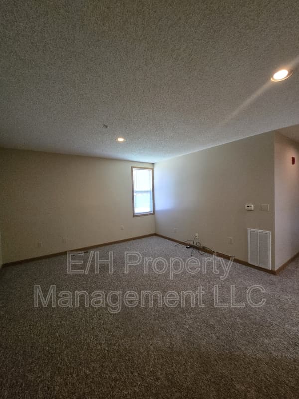 Wichita House: 2500 East 27th Street North
