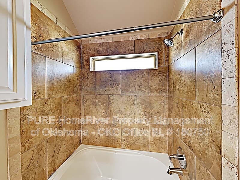 Yukon Condo: 11200 Coachmans Rd