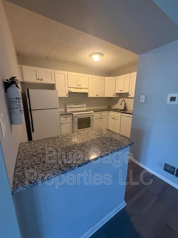 Wallingford Condo: 722A Putnam Blvd