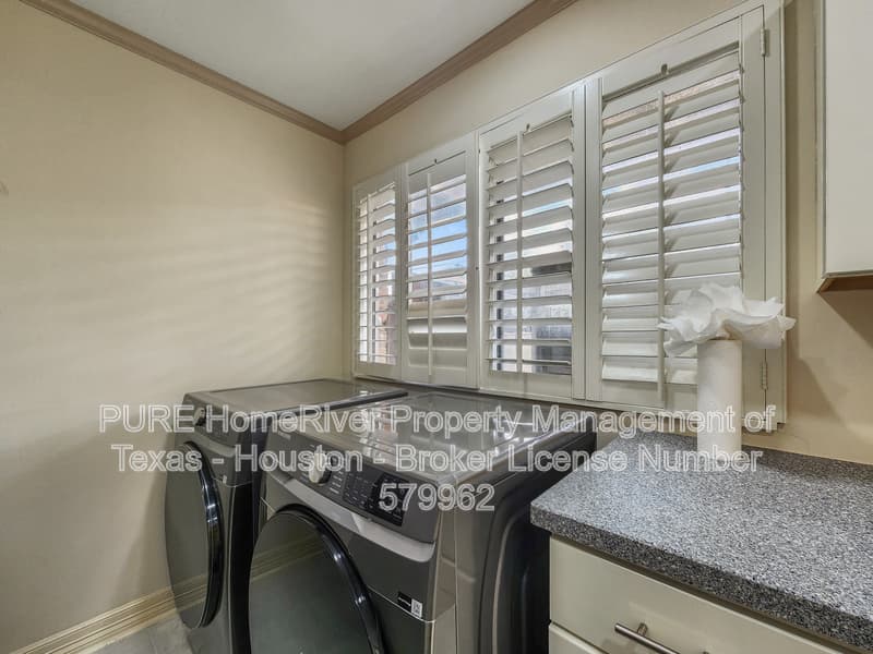 Houston Condo: 4040 San Felipe St