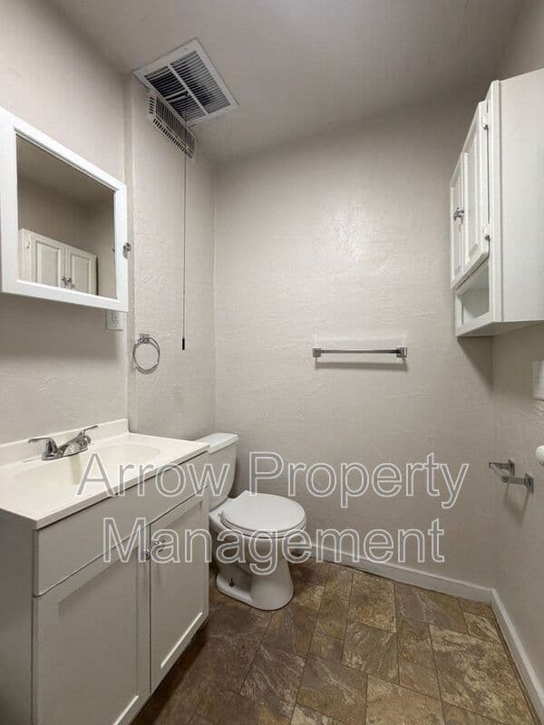 Lincoln Condo: 730 North 25th Street