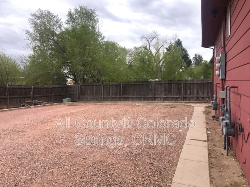 Colorado Springs Condo: 1105 Cree Drive