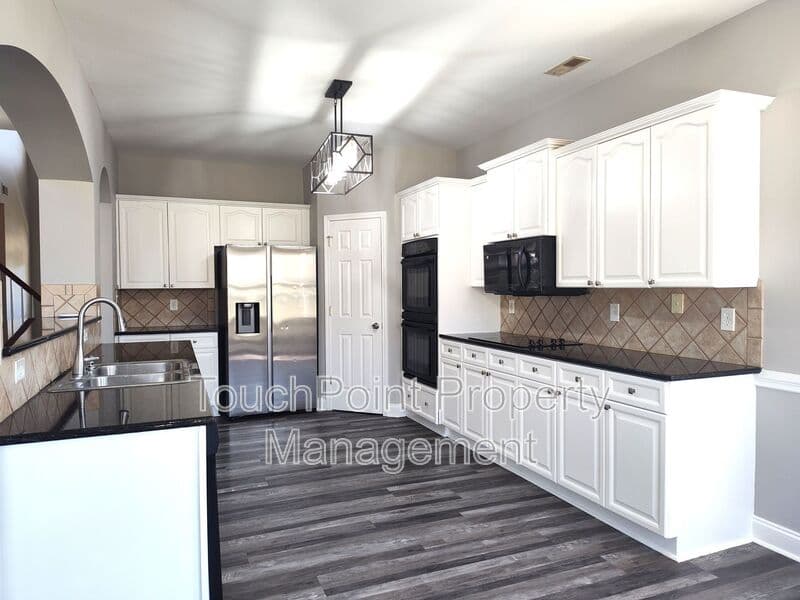Indian Trail House: 9008 Magna Lane