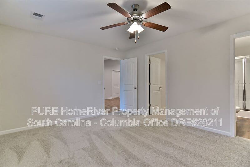 Columbia House: 416 Pitchling Dr