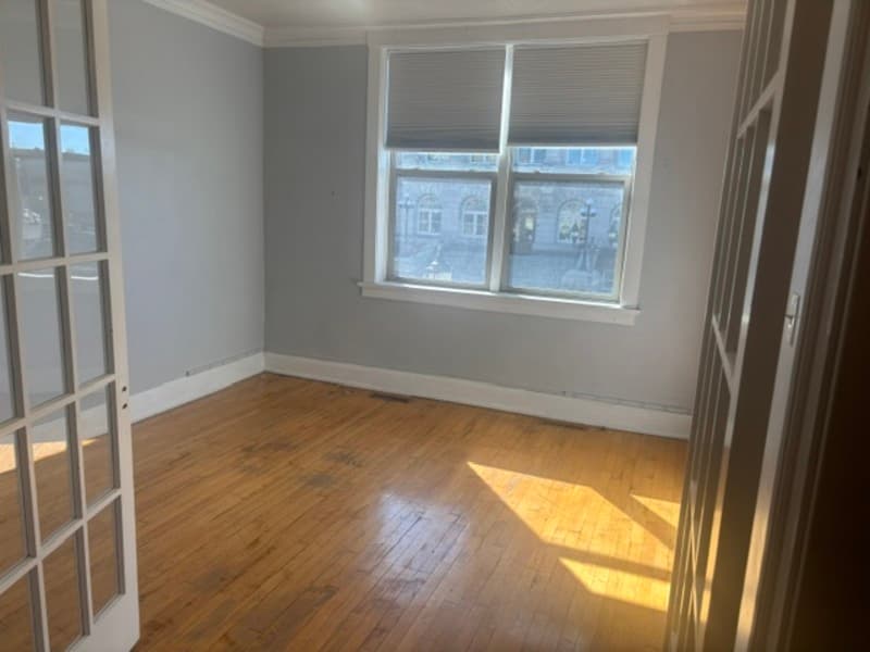 Manitowoc Condo: 812-814 Washington Street - 814A - 1